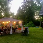Neti Holiday House *
